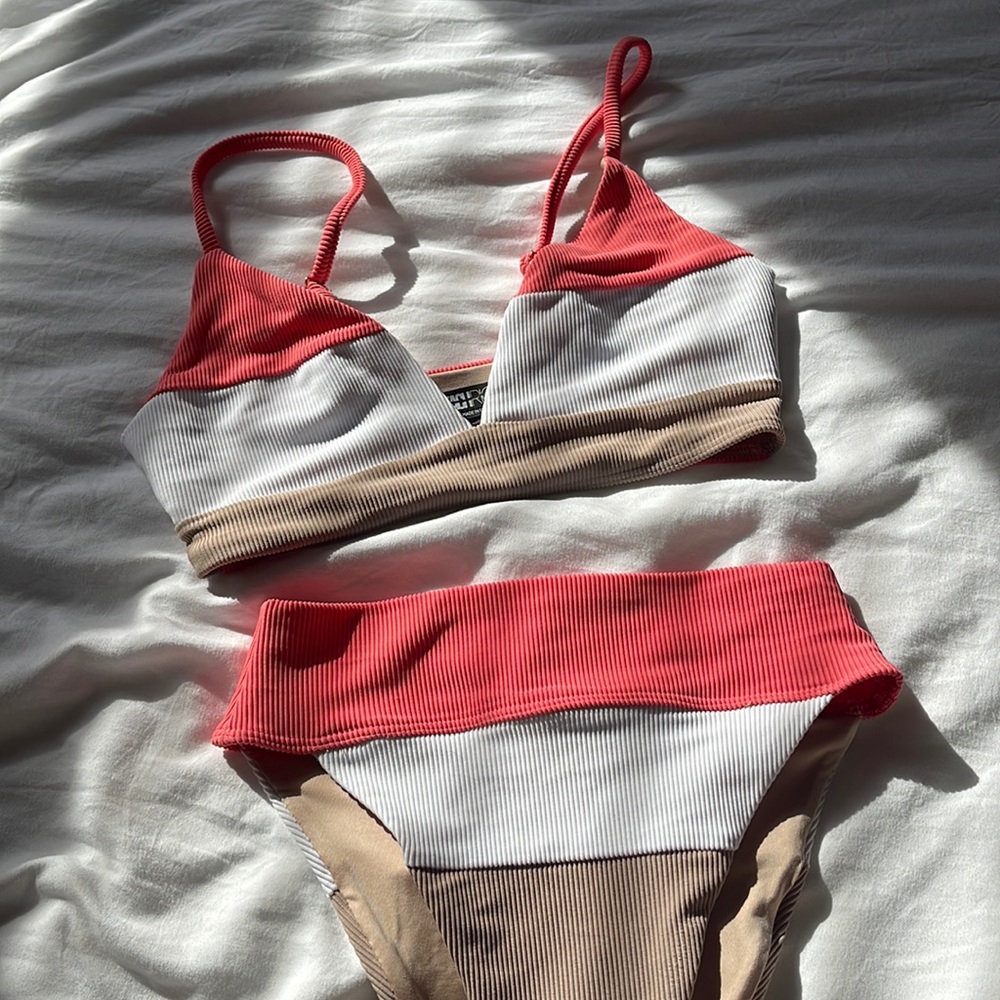 BEACH RIOT Bikini High-waisted Bottoms and Top
